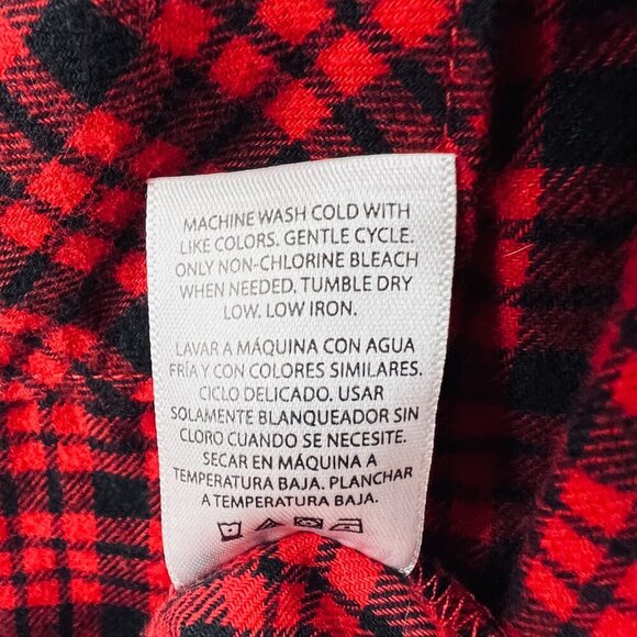 Womens Flannel Shirt L Red Black‎ Plaid Embroidered Floral Cotton Casual Cozy - Picture 6 of 9